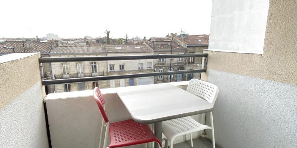 appartement à BORDEAUX (33000)