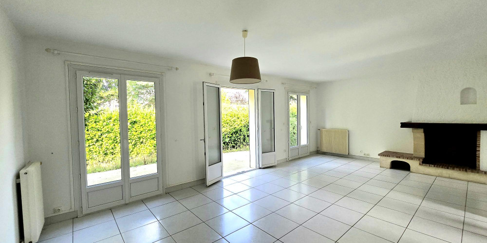 maison à PESSAC (33600)
