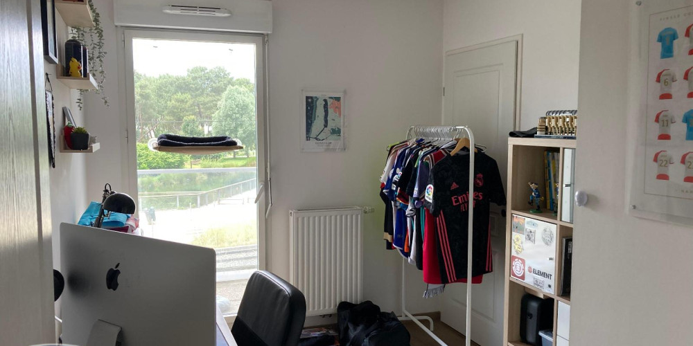 appartement à BORDEAUX (33300)