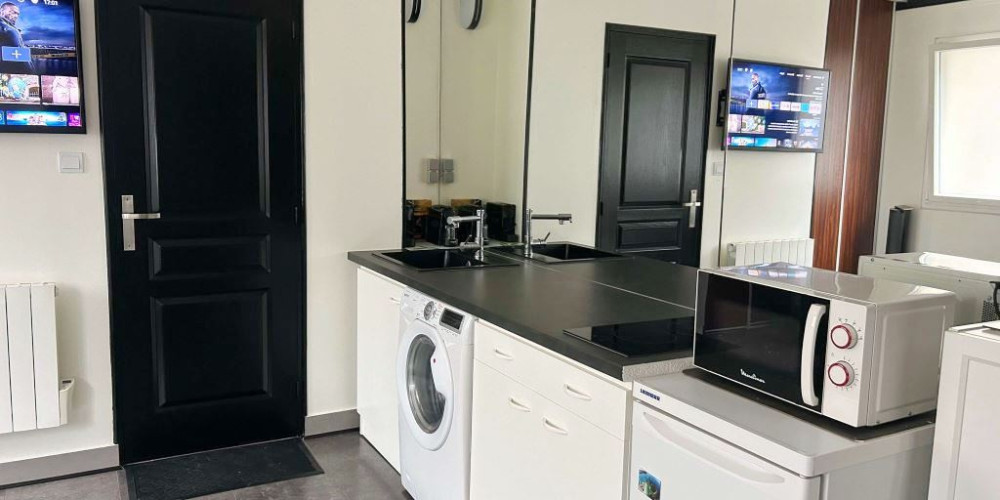 appartement à BORDEAUX (33800)