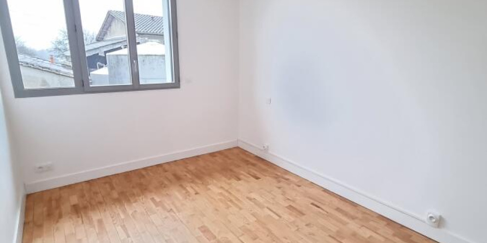 maison à LOUPES (33370)