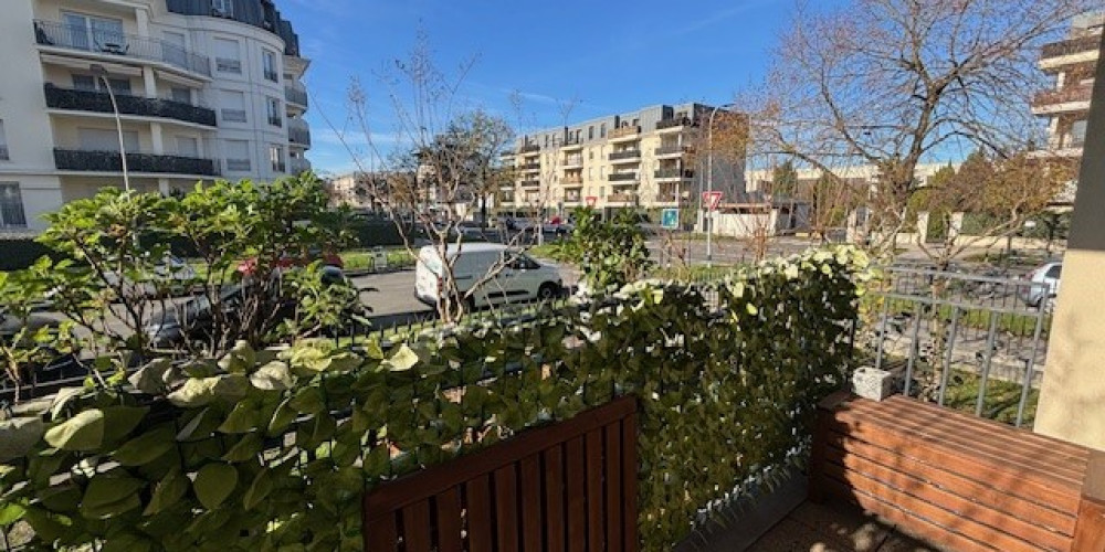 appartement à BORDEAUX (33300)