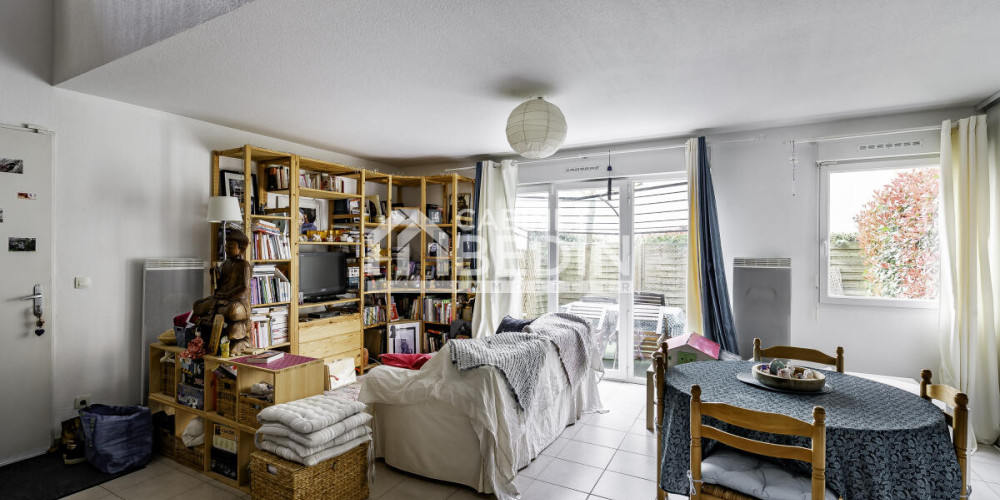 maison à CREON (33670)