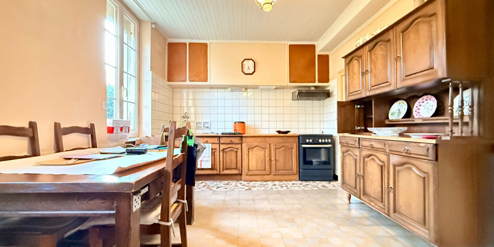 maison à ST SEURIN SUR L ISLE (33660)