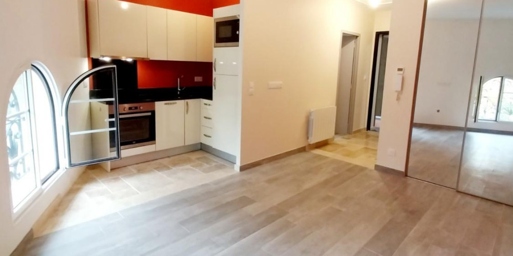 appartement à PUISSEGUIN (33570)