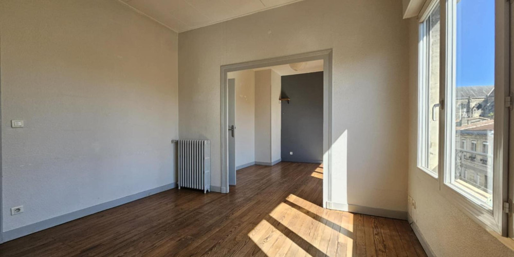 appartement à BORDEAUX (33000)