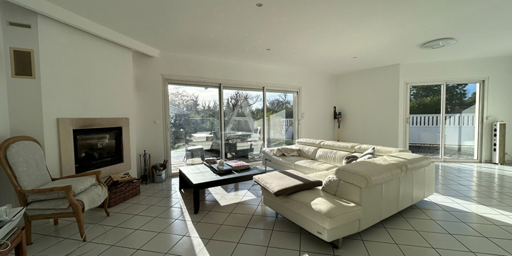 maison à BLANQUEFORT (33290)