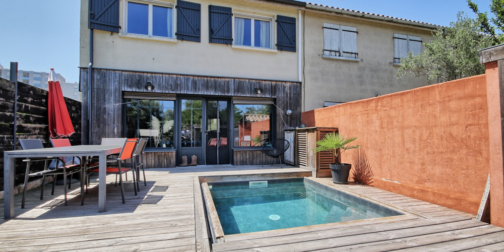 maison à BORDEAUX (33300)