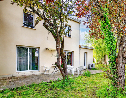 maison  BEGLES