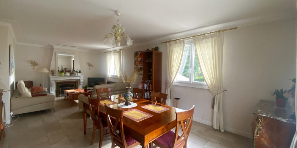 maison à CESTAS (33610)