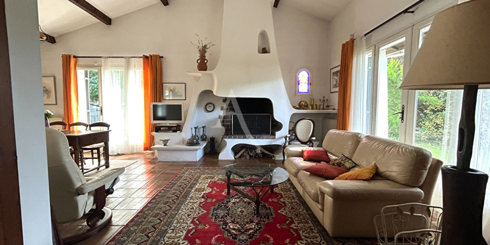 maison à ST MEDARD EN JALLES (33160)