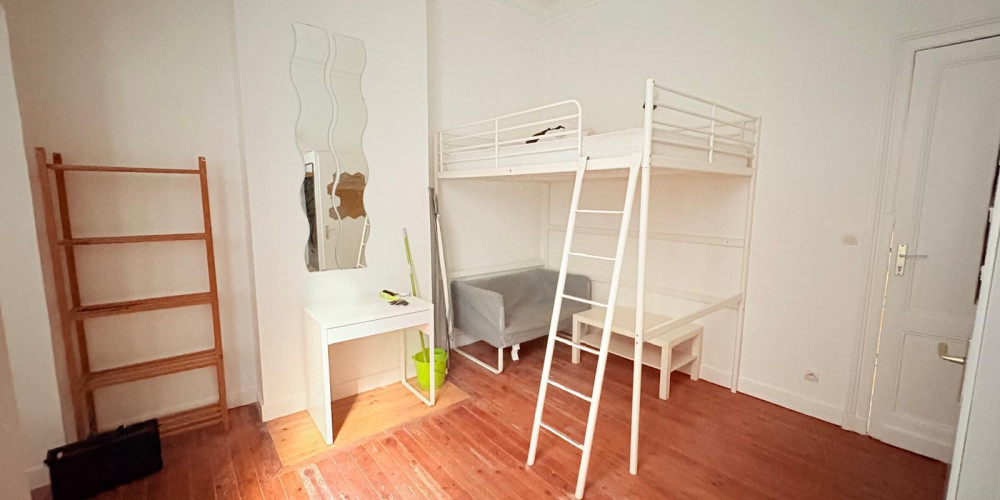 appartement à BORDEAUX (33800)
