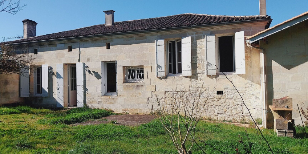 maison à LUGON ET L ILE DU CARNAY (33240)