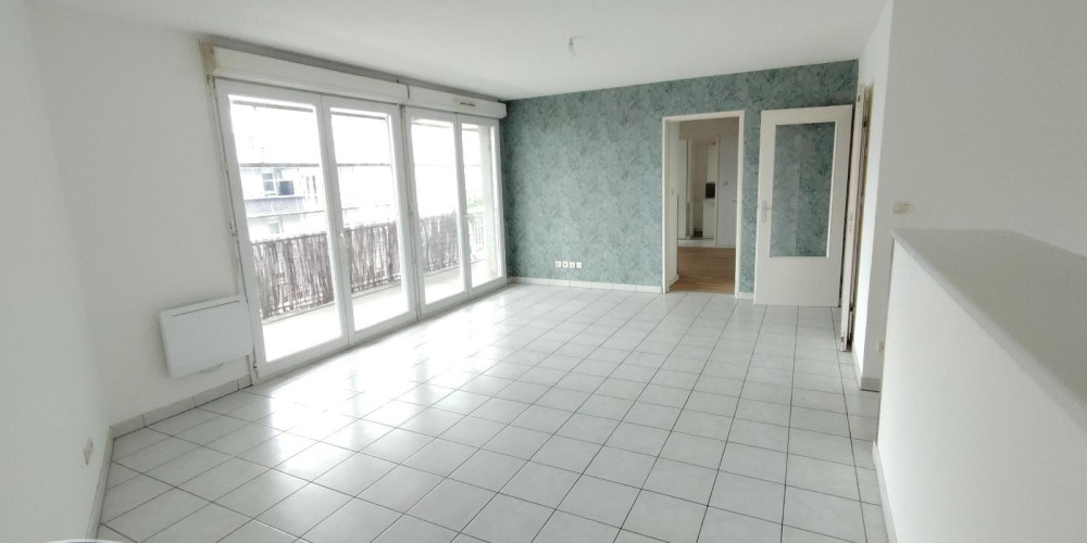 appartement à BORDEAUX (33800)