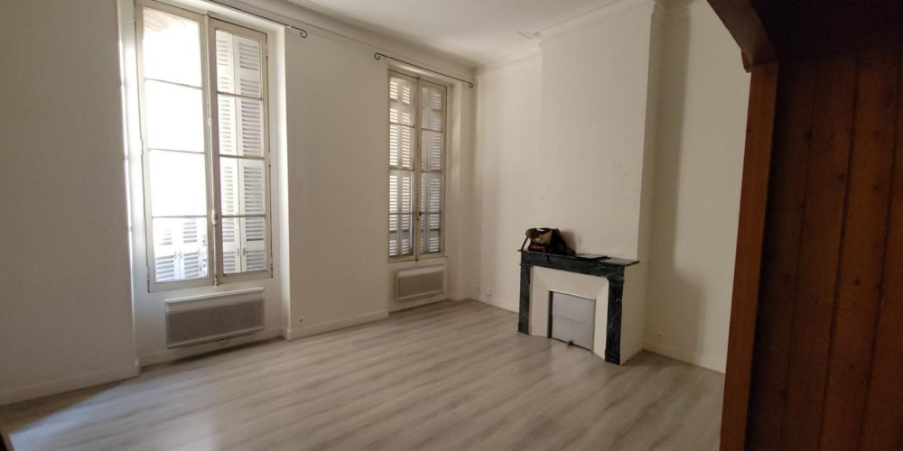 appartement à BORDEAUX (33000)