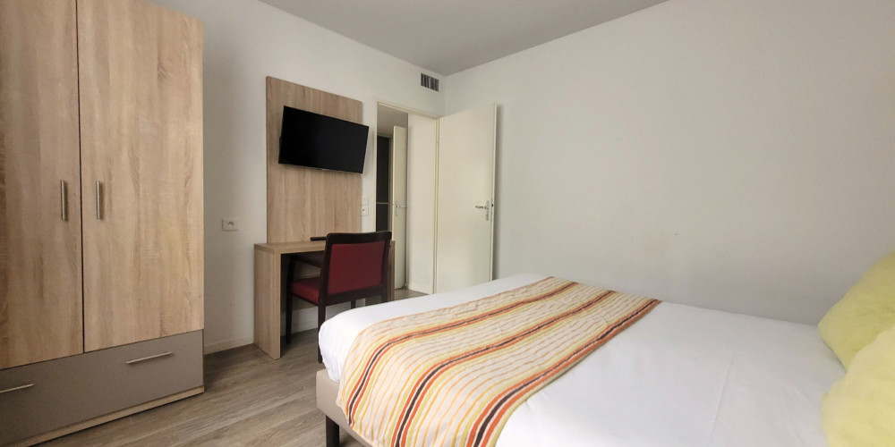 appartement à BORDEAUX (33300)