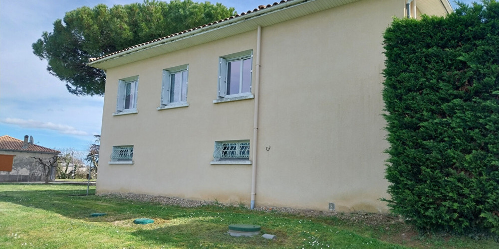 maison à ST ANDRE ET APPELLES (33220)