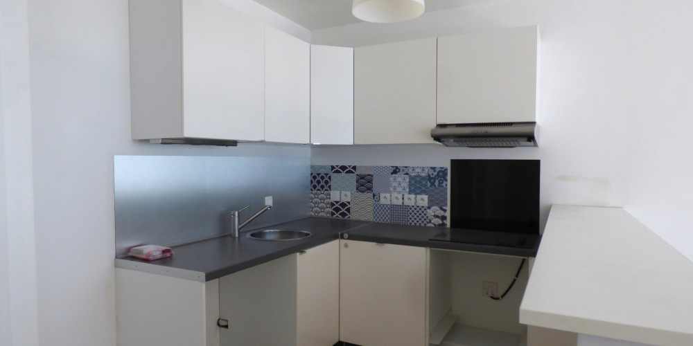 appartement à BORDEAUX (33800)