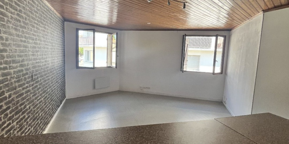 appartement à BORDEAUX (33300)