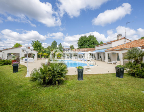 maison  PESSAC