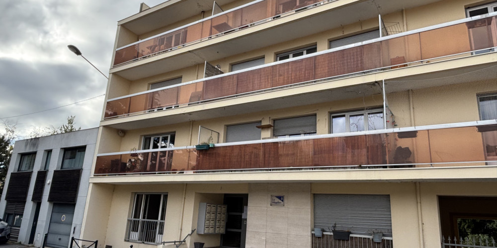 appartement à BORDEAUX (33000)