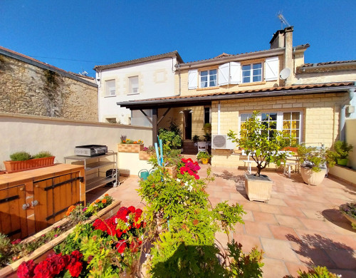 maison  LANGON