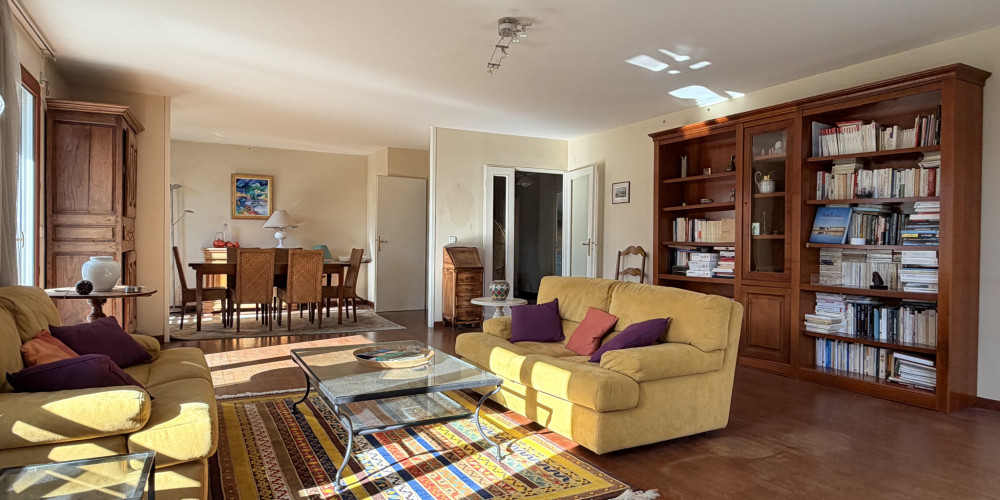 appartement à BORDEAUX (33200)