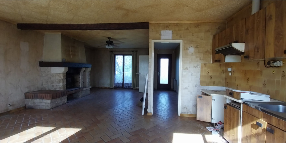 maison à ST DENIS DE PILE (33910)