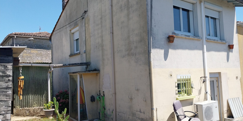 maison à CASTILLON LA BATAILLE (33350)