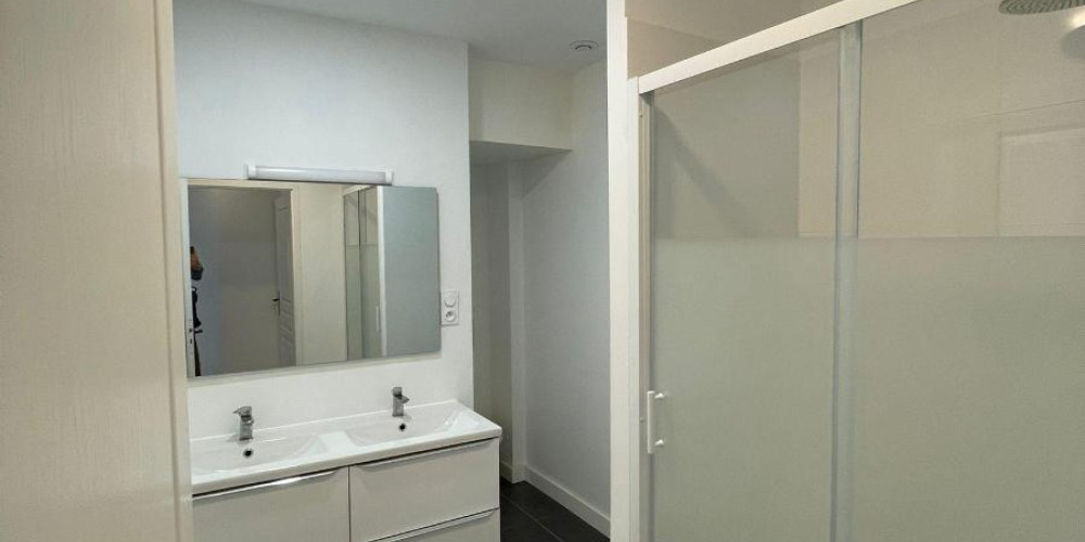 appartement à BORDEAUX (33000)