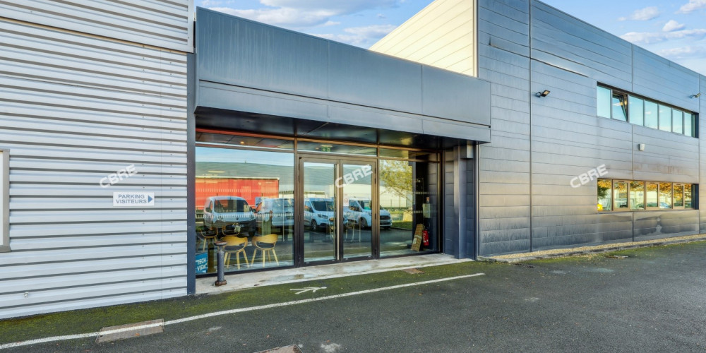 local industriel à BLANQUEFORT (33290)