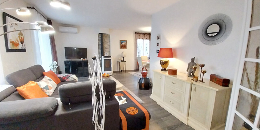 maison à STE EULALIE (33560)