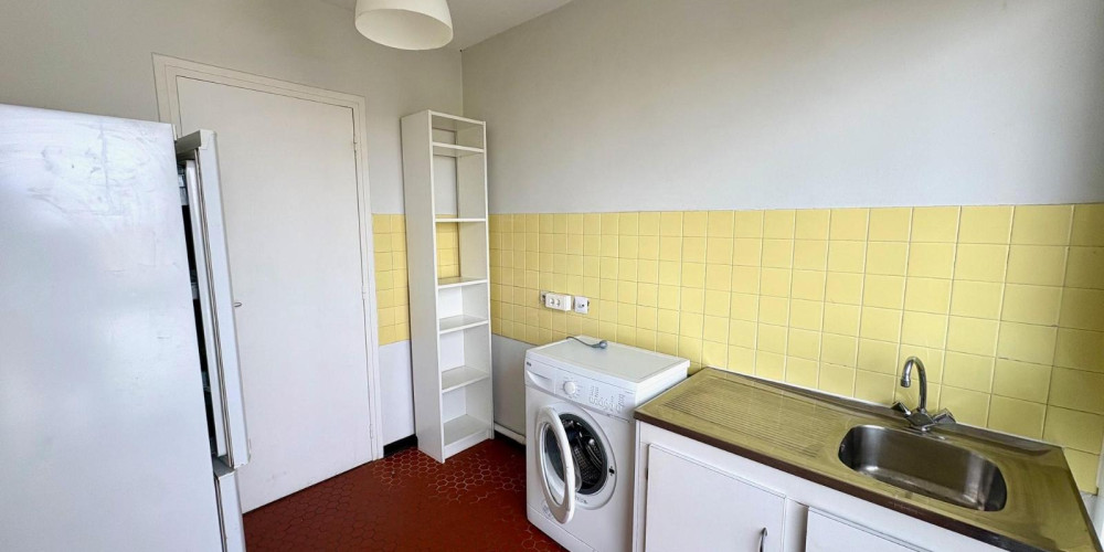 appartement à BORDEAUX (33800)