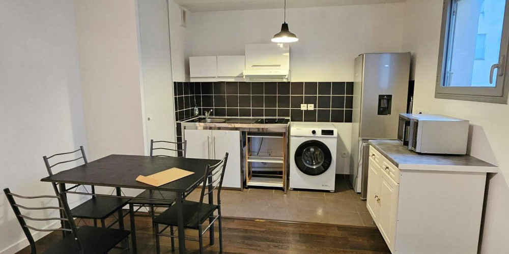 appartement à BORDEAUX (33300)