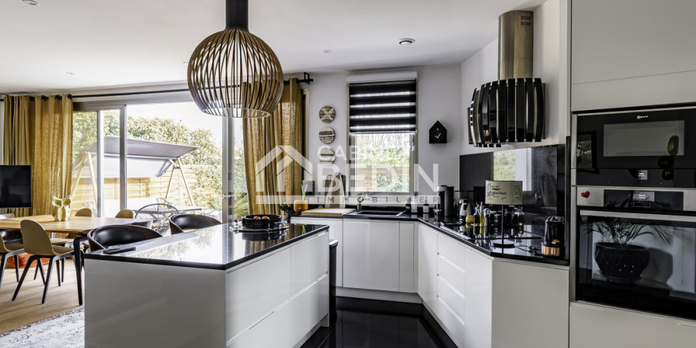 maison à LE BOUSCAT (33110)