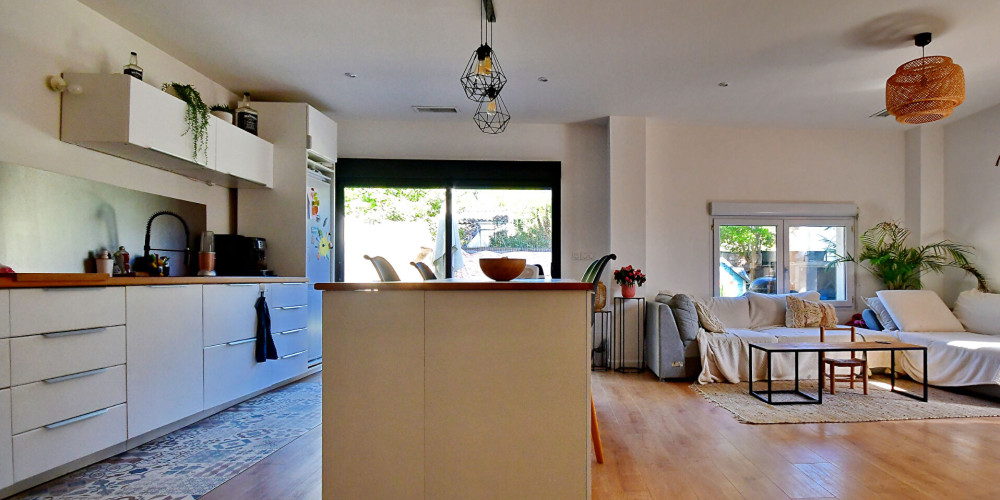 maison à VILLENAVE D ORNON (33140)