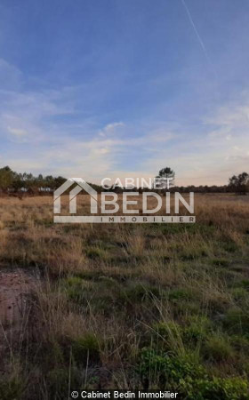 Terrain  GUJAN MESTRAS