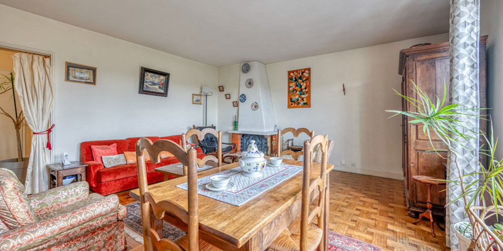 appartement à BORDEAUX (33000)
