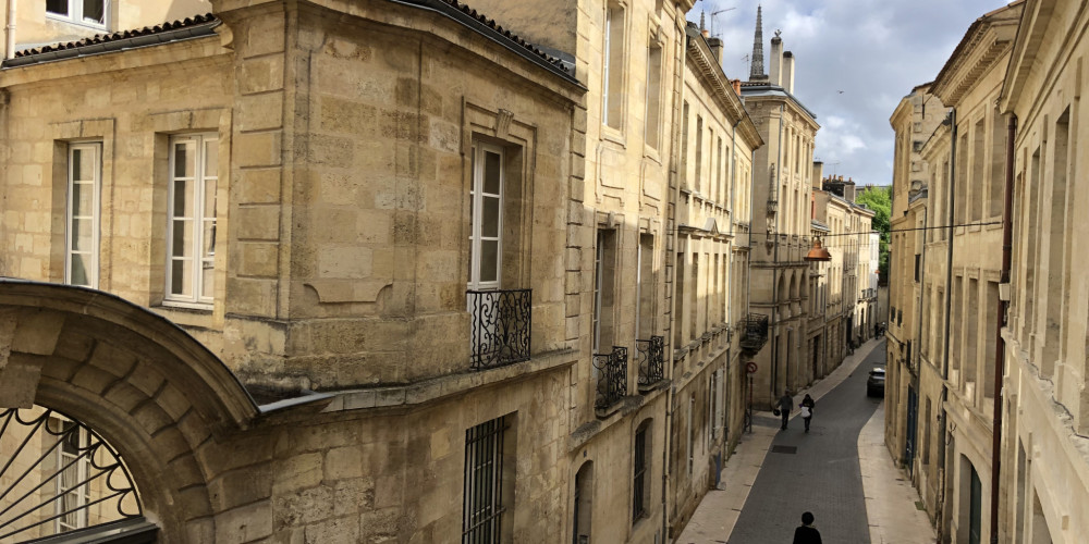 appartement à BORDEAUX (33000)