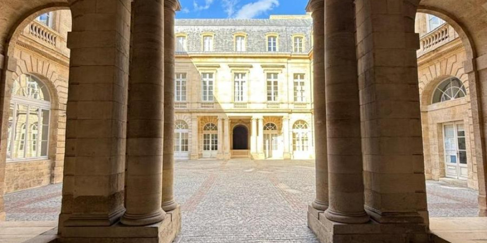 appartement à BORDEAUX (33000)