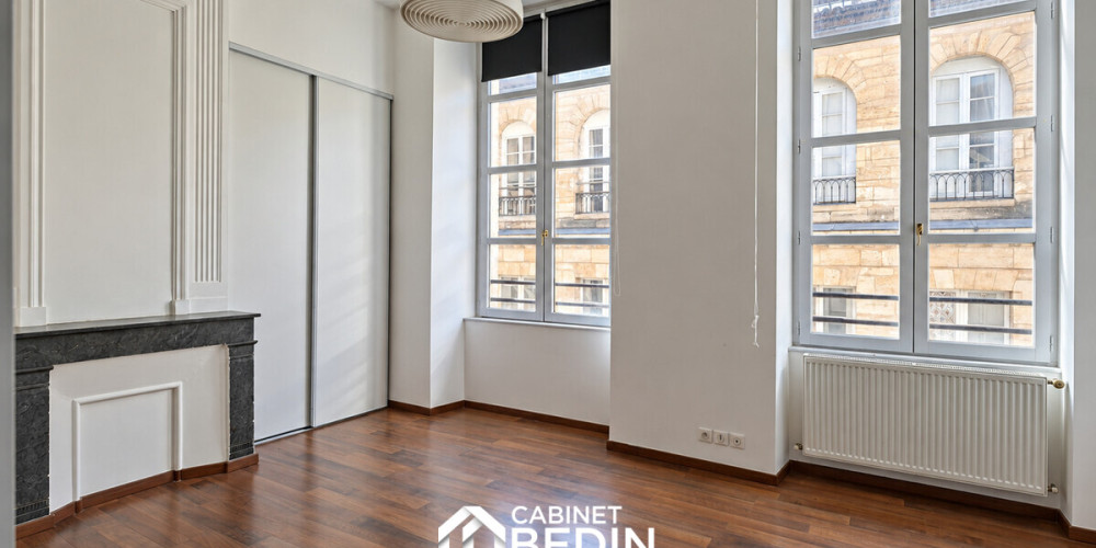 appartement à BORDEAUX (33000)