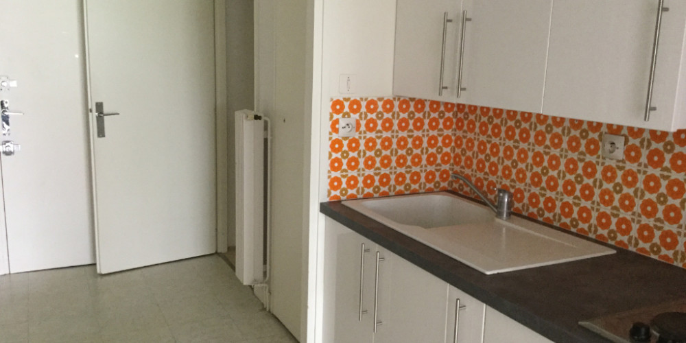 appartement à BORDEAUX (33000)