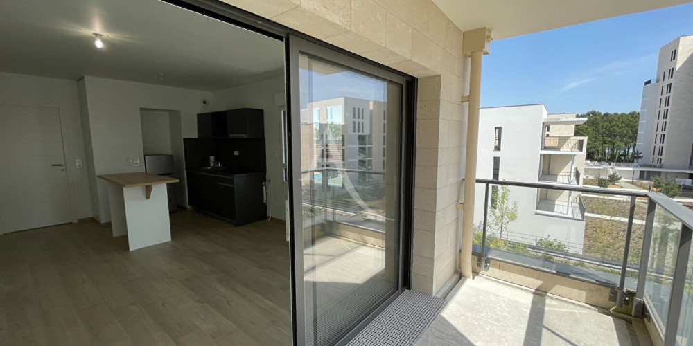 appartement à BRUGES (33520)