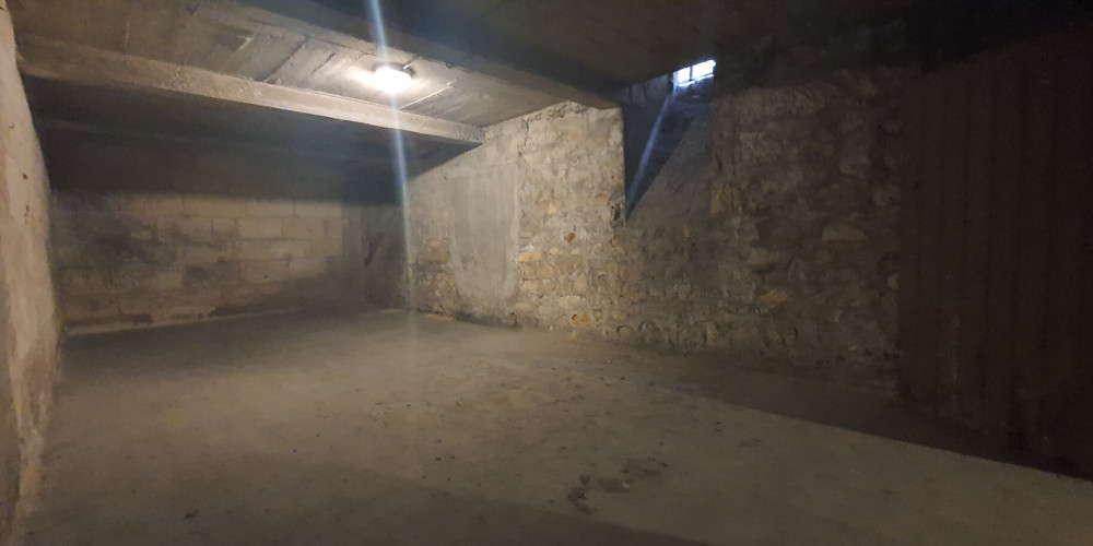 parking à BORDEAUX (33000)