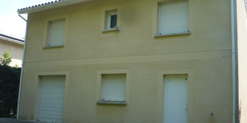 maison à FLOIRAC (33270)