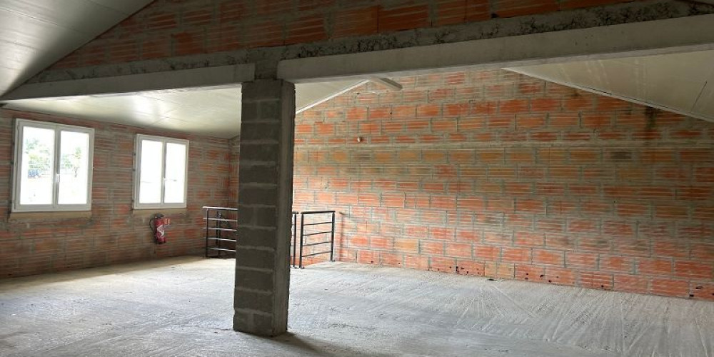 immeuble à MARANSIN (33230)