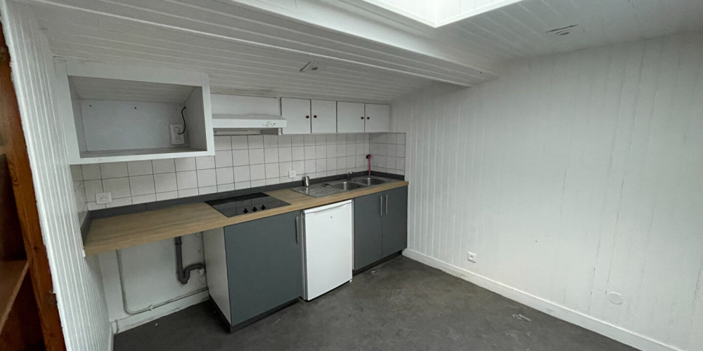 appartement à BORDEAUX (33000)