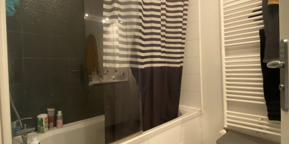 appartement à BRUGES (33520)