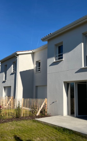 Maison  VILLENAVE D ORNON