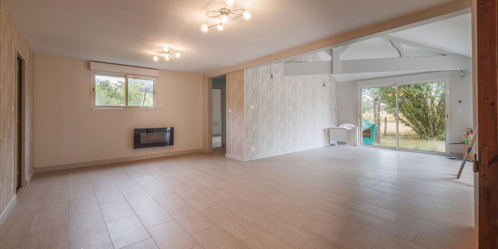 maison à SABLONS (33910)